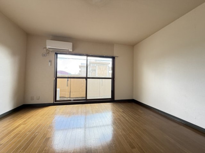 【居間・リビング】 | ラ・セゾン城北