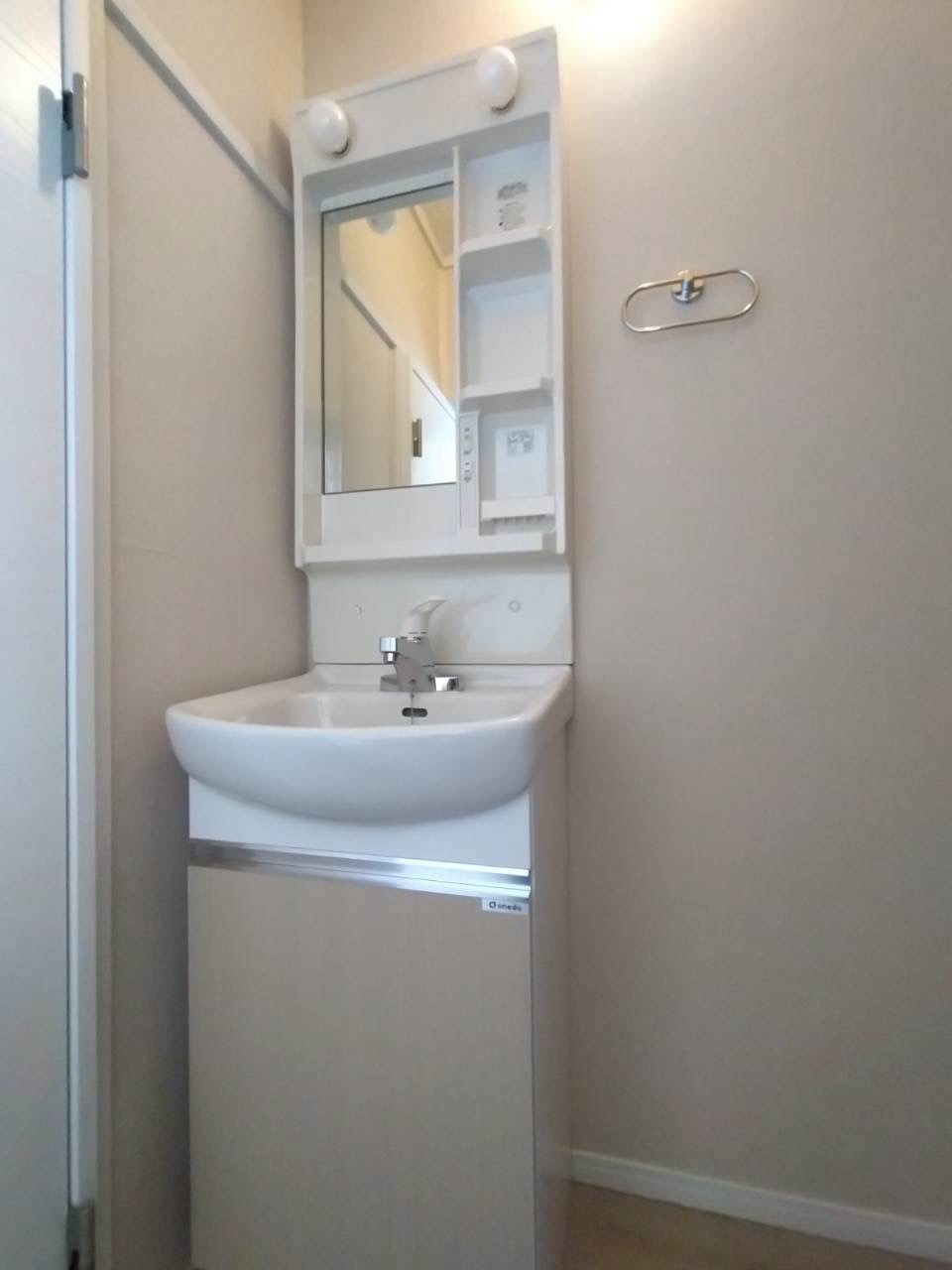 久喜コーポ1号棟の独立洗面台