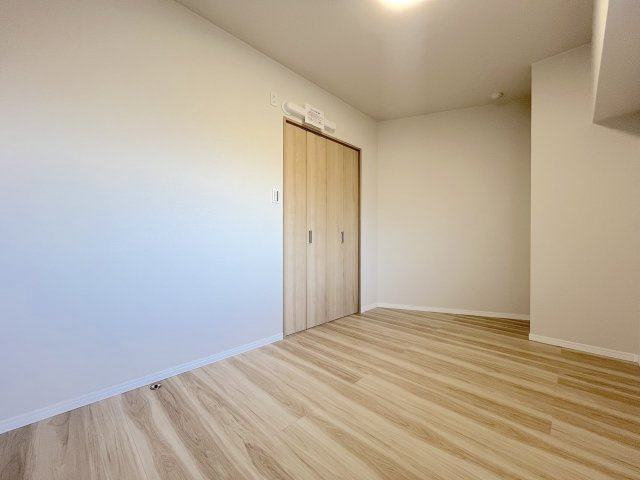 三愛シティライフ二日市の洋室