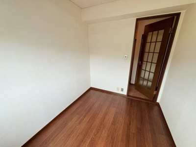 【洋室】 | タウンハイツ嵐山