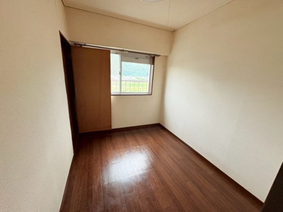 【洋室】 | タウンハイツ嵐山