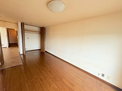 【洋室】 | タウンハイツ嵐山