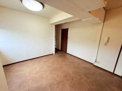 【洋室】 | タウンハイツ嵐山