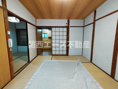 【寝室】 | 南本町３丁目貸家