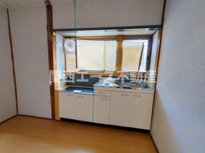 【キッチン】 | 南本町３丁目貸家