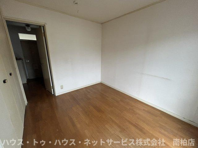 コーポラスの居間・リビング