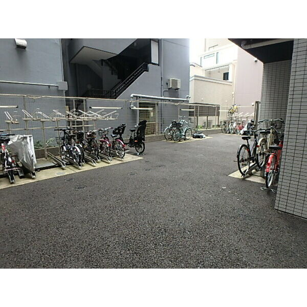 台東区入谷１丁目の賃貸マンション