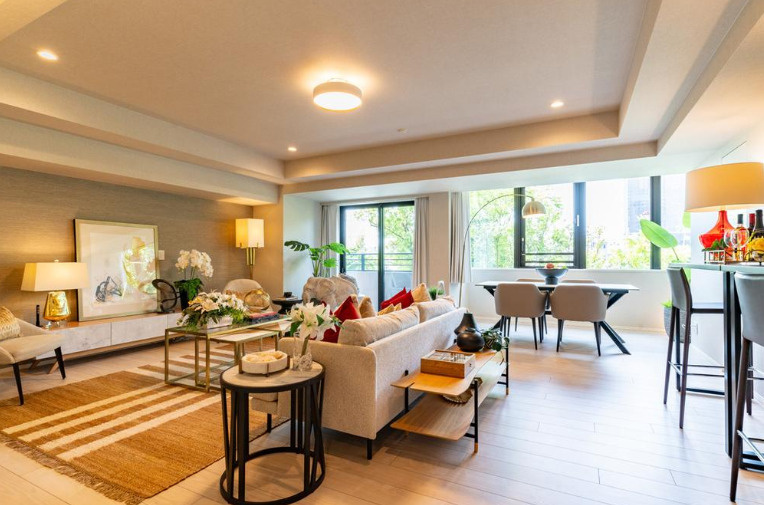 ザ・パークハウス芦屋川の居間・リビング