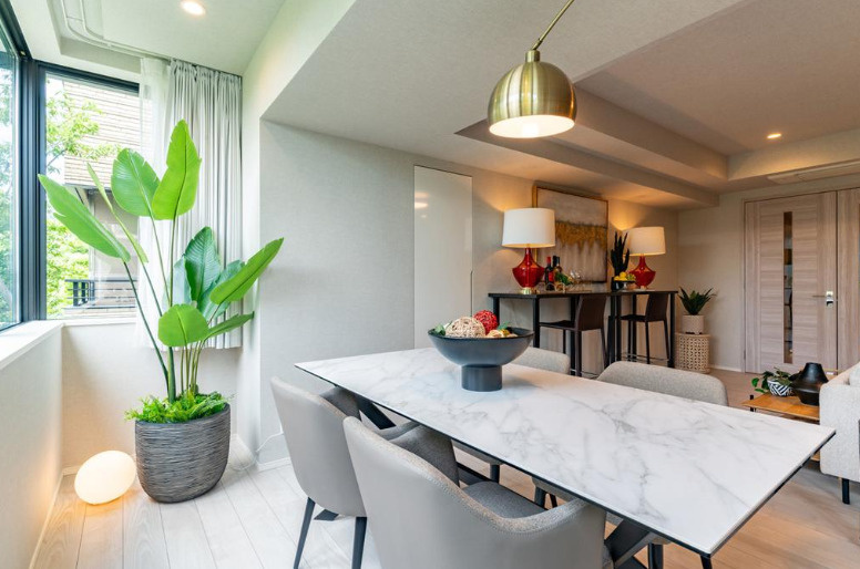 ザ・パークハウス芦屋川の居間・リビング