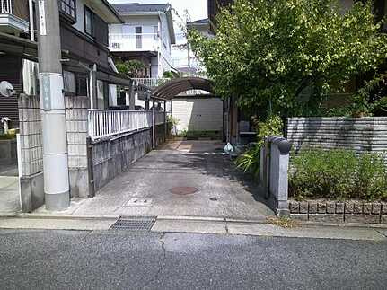 阿品台5丁目の駐車場