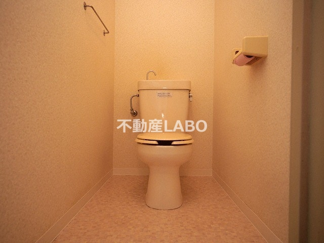 ミタカホーム8番のトイレ