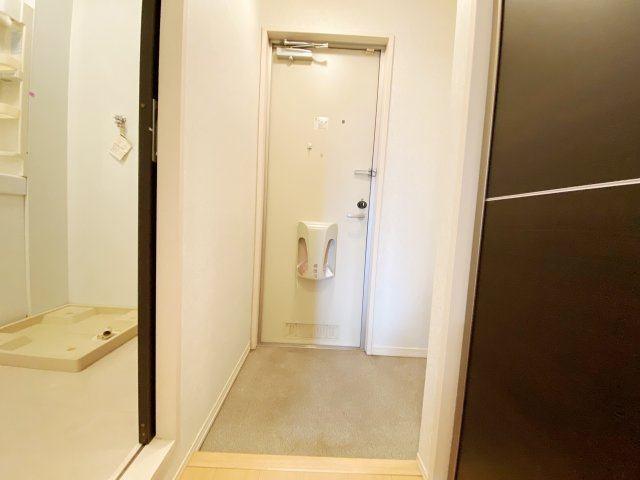 ガーデンヒルズ（笹目）の玄関|別号室の参考写真です。