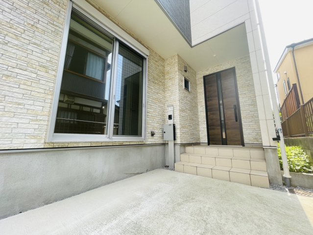 中古戸建　上尾市愛宕３丁目の駐車場|カースペースあり