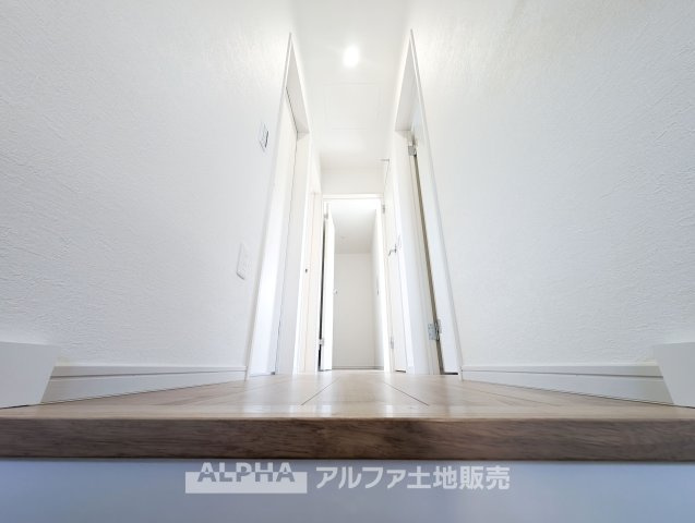 ~立川市西砂町2丁目~Newly built houseの玄関