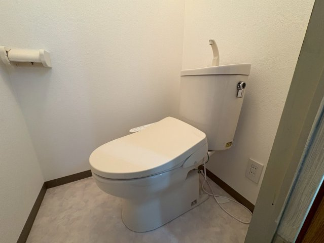 ブルースカイハイツB棟のトイレ