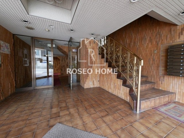 白百合グランドシャトーのロビー|同マンション別部屋：参考写真