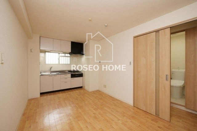 白百合グランドシャトーの居間・リビング|同マンション別部屋：参考写真