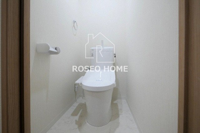 白百合グランドシャトーのトイレ|同マンション別部屋：参考写真