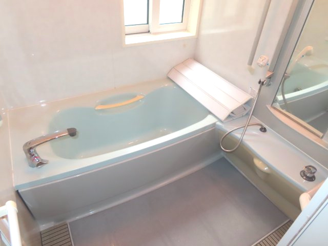 【浴室】 | 網走市字二ツ岩１８番地１７、１８番地４８　中古売家 外土地１筆　 | 浴室床暖房付