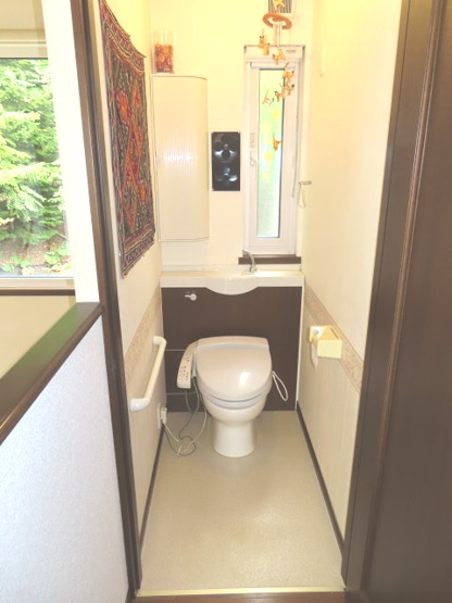 【トイレ】 | 網走市字二ツ岩１８番地１７、１８番地４８　中古売家 外土地１筆　 | ２階トイレ