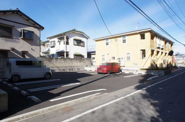 ファインステージＷの駐車場|駐車場があるので、車を買う予定の方も安心です