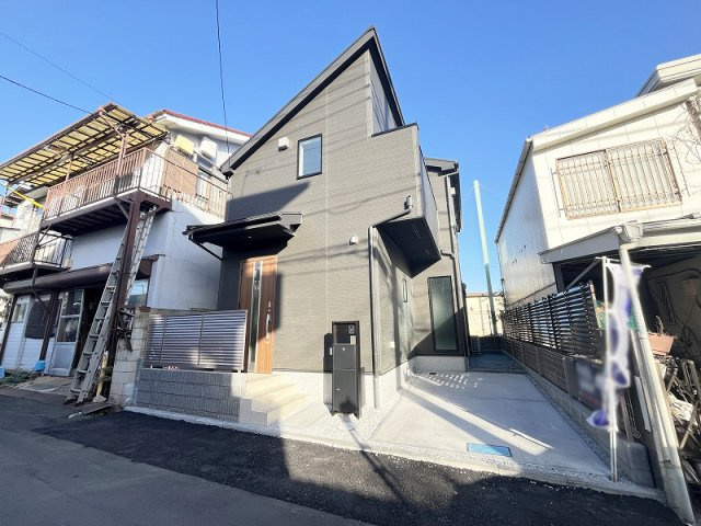【外観】 | 西東京市中町5丁目　新築一戸建住宅　全1棟　(保谷店) | 教育施設と商業施設が充実