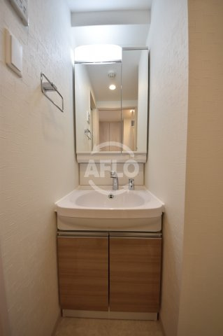 ジアコスモ九条シエルの独立洗面台|ジアコスモ九条シエル　独立洗面化粧台