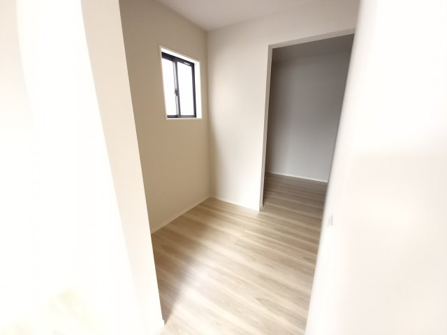 水戸市河和田11期の内装|書斎やリモートワーク時にお使いいただけるフリースペース～