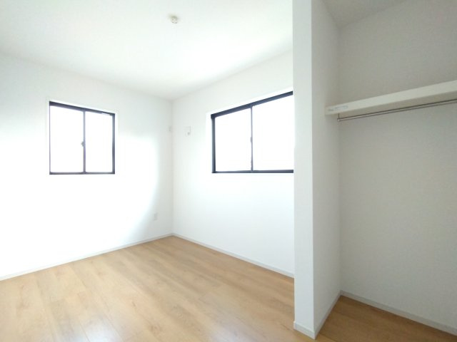 水戸市河和田11期の洋室|同施工洋室です。お子様の成長にも対応でき窓の位置が高いので子供部屋に適しています。マイホームだからこその喜び。