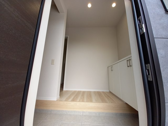 水戸市河和田11期の玄関|ゆったりとした玄関です