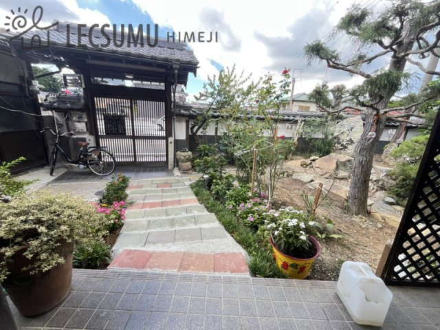 姫路市豊富町豊富/中古戸建の庭