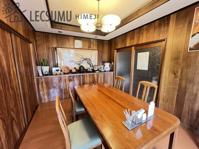 姫路市豊富町豊富/売店舗の居間・リビング