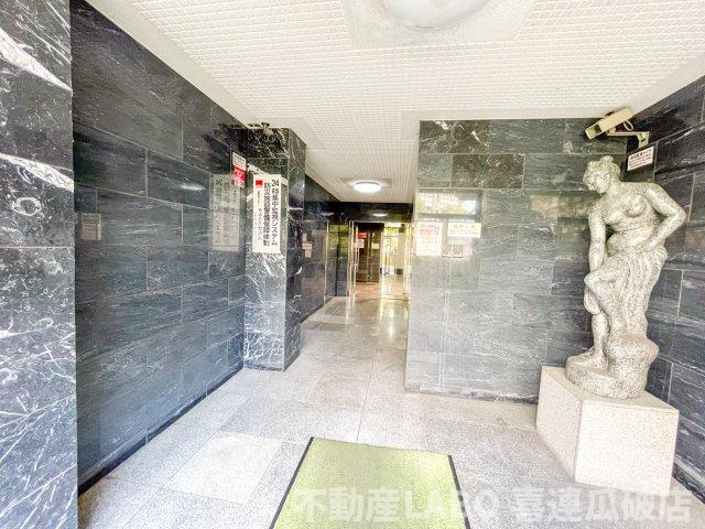 ミタカホーム8番のエントランス