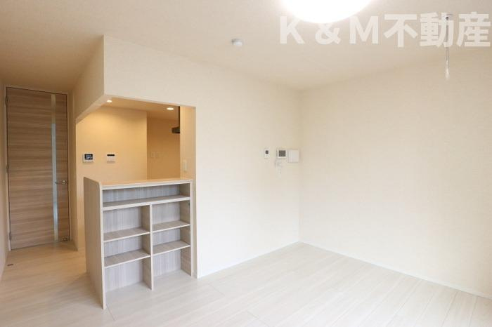 Dear Life の居間・リビング