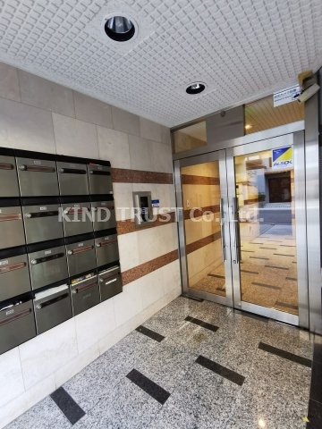 B・LIBERIのエントランス