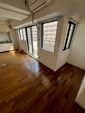 B・LIBERIのその他