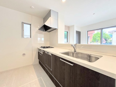 【完成予想図】 | ◆◇横浜市瀬谷区南瀬谷一丁目　新築戸建て◇◆ | 【モデルハウス写真】