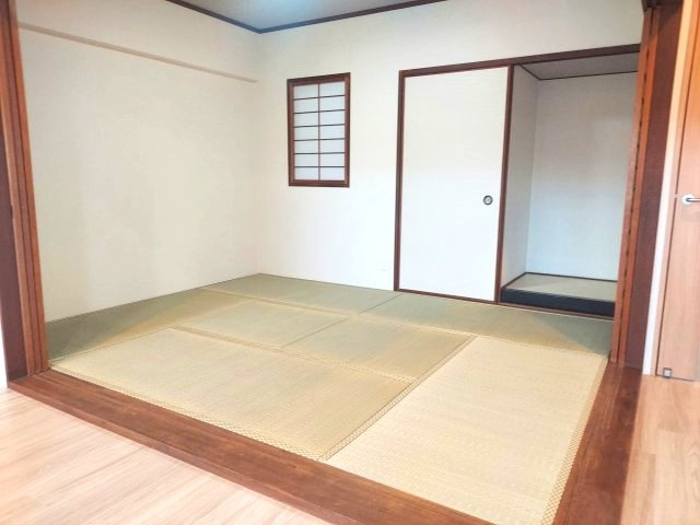 ダイアパレス宝塚クオリテージ2の和室|和室約6帖
