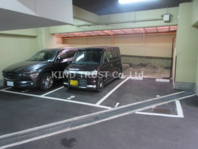 クーランデール天神橋の駐車場|駐車場があります