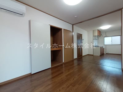 【居間・リビング】 | サンヒルズ鷹丘Ｃ