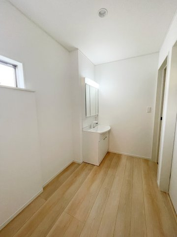 新築戸建・建売　いわき市錦町　錦小・錦中【制震・耐震】の独立洗面台