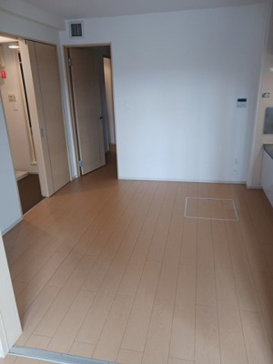 【居間・リビング】 | グレイスフル松山 | ゆったりとした居間です