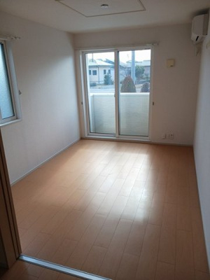 【内装】 | グレイスフル松山 | 明るい室内です