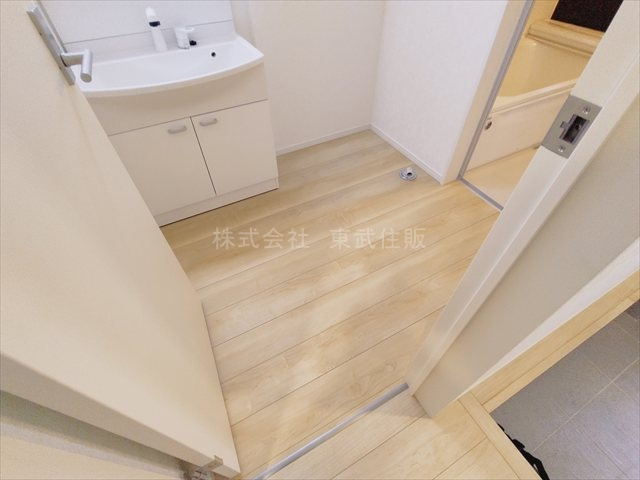 【脱衣所】 | 志木市中宗岡第30　全4棟　3号棟 | 洗面室