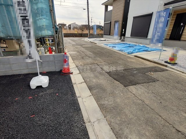 【前面道路含む現地写真】 | 志木市中宗岡第30　全4棟　3号棟 | 都市ガス・本下水