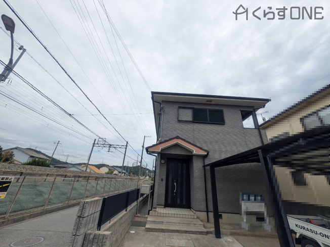 【前面道路含む現地写真】 | 姫路市飾磨区阿成中垣内／中古戸建