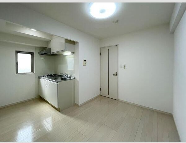 S-FORT江坂Fioreの居間・リビング