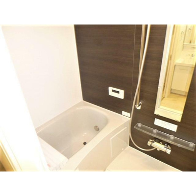 【浴室】 | リズ高円寺 | 追い焚き機能、浴室乾燥機付きバス。
