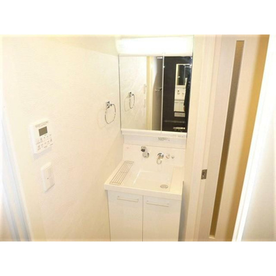 【独立洗面台】 | リズ高円寺 | 嬉しい独立洗面台付き。