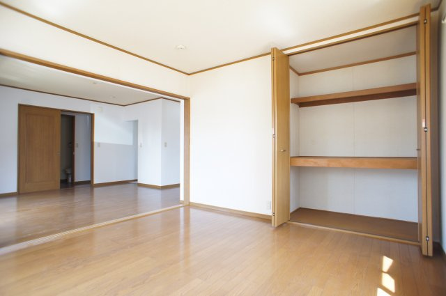前橋市天川原町１丁目のアパートの収納|小物を収納するのに便利です